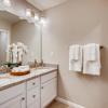 2181villageviewlanecastle-large-016-021-2ndfloormasterbathroom-1500x998-72dpi_1000