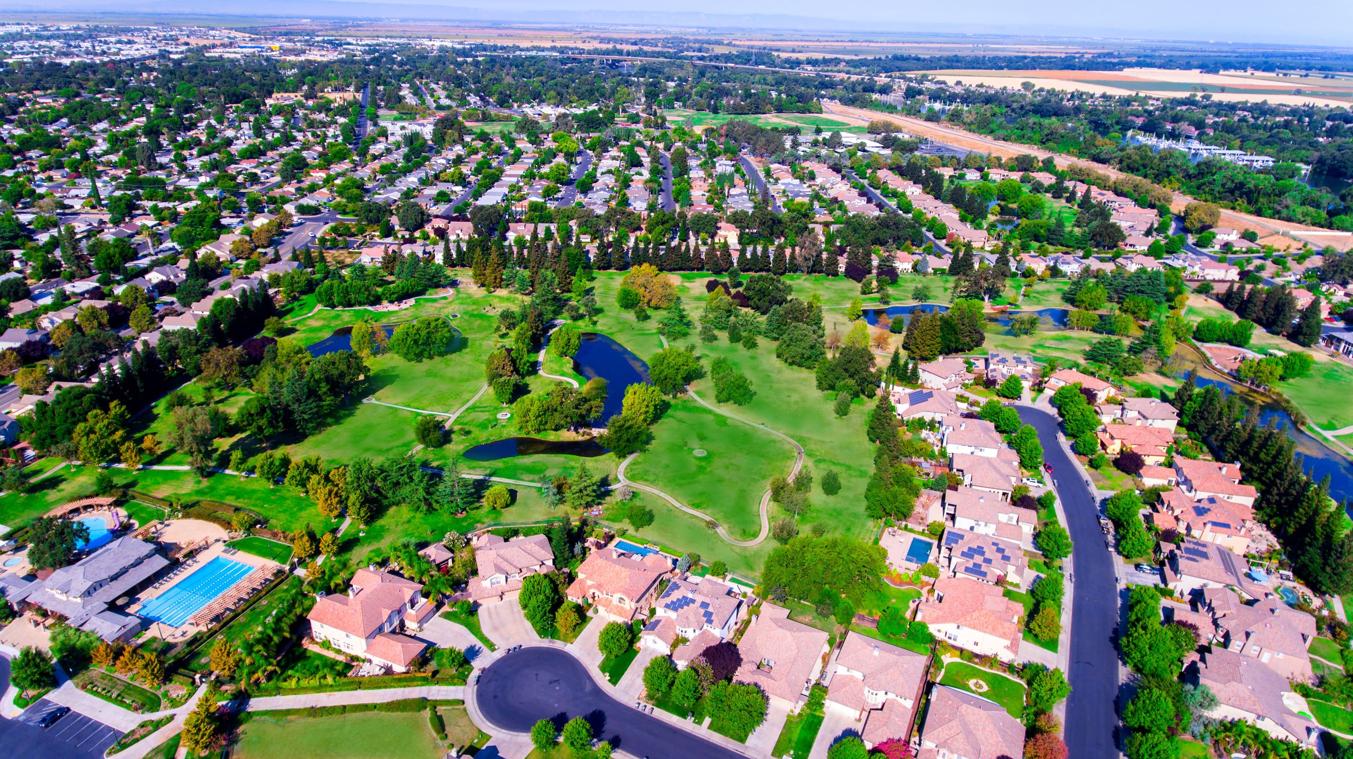 Aerial picture of The Rivers community in West Sacramento, CA