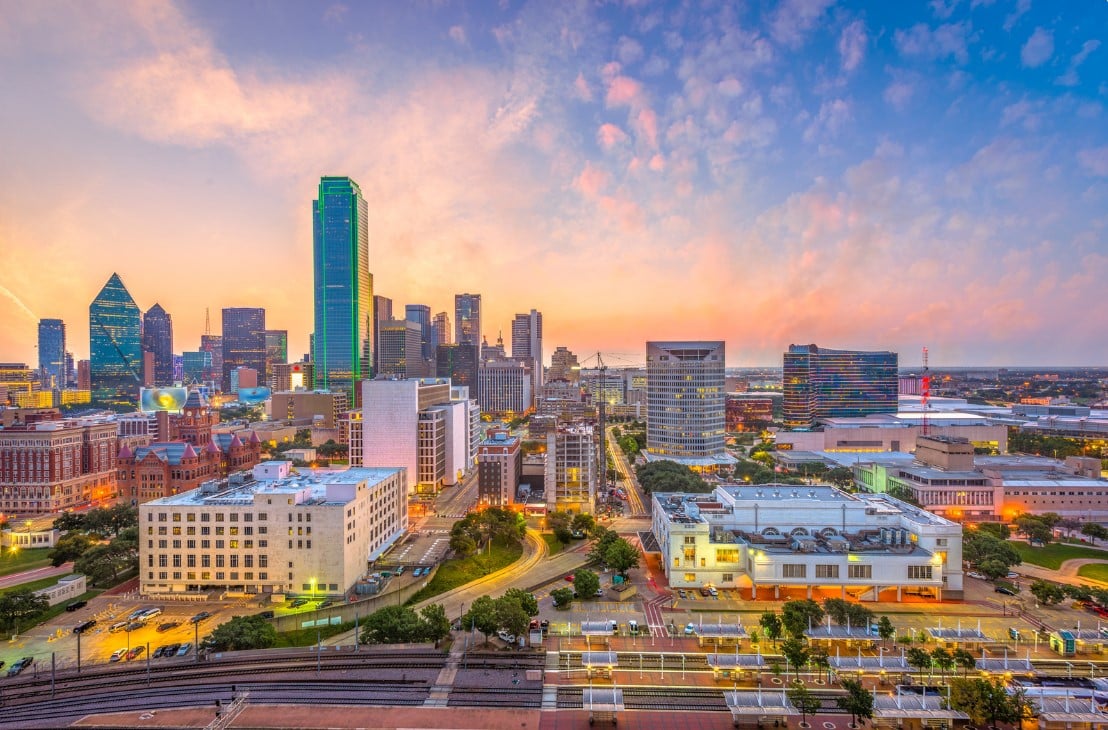 Skyline image of Dallas, TX