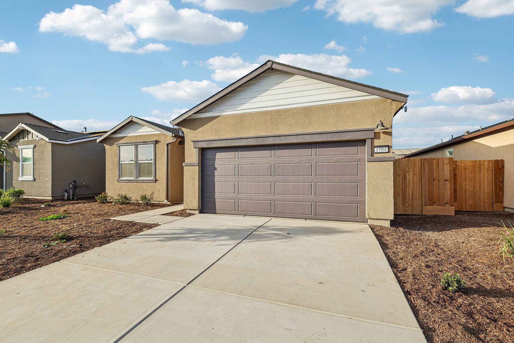 A house with garages.