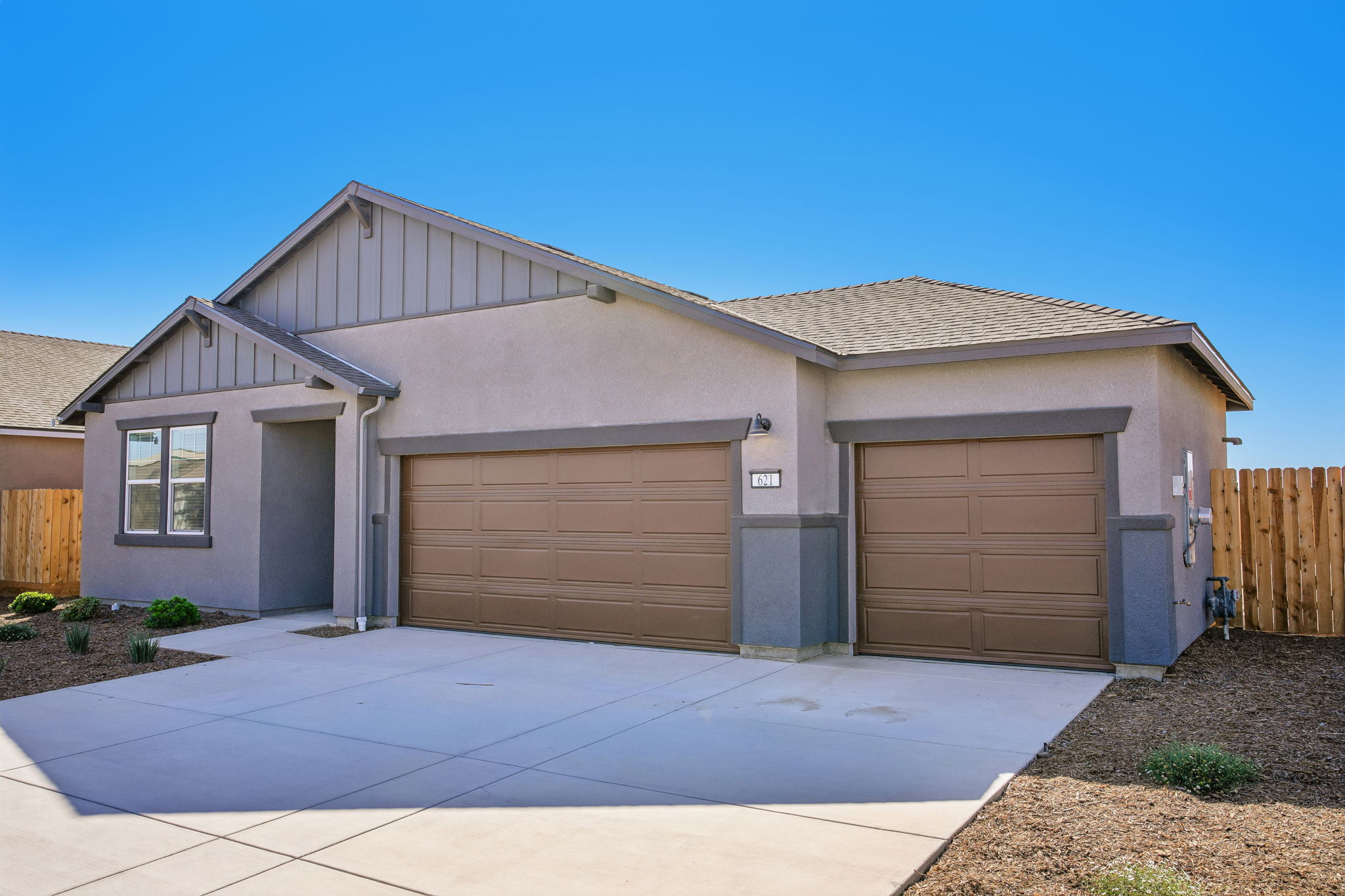 A house with garages.