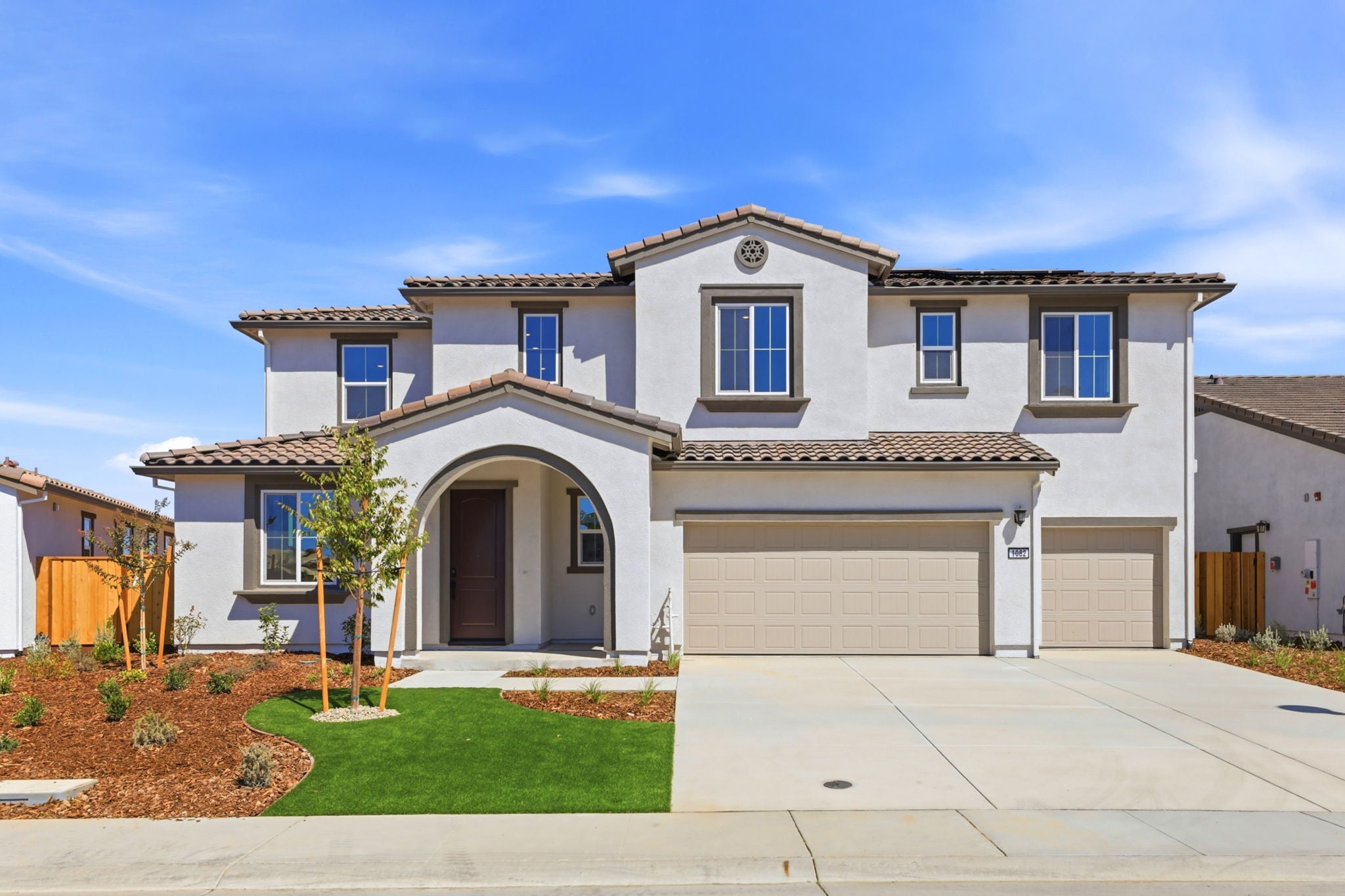0067 1082 Slalom Way