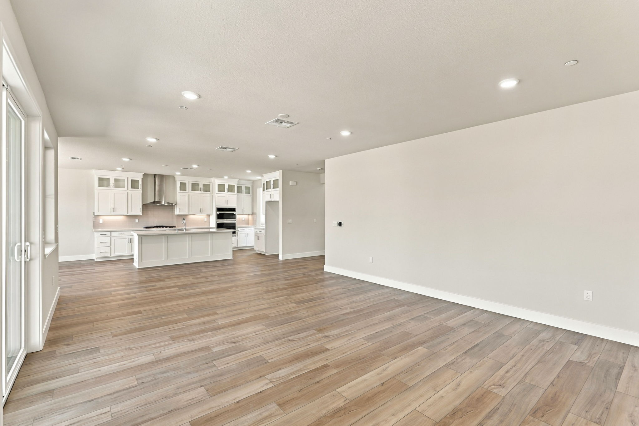 A large empty room.