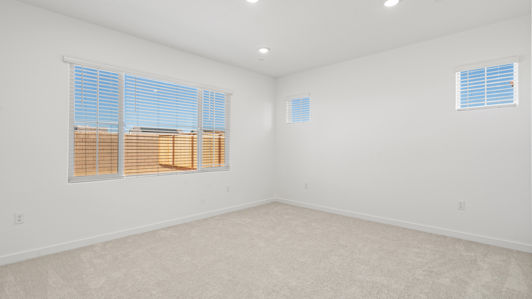 A room with windows.