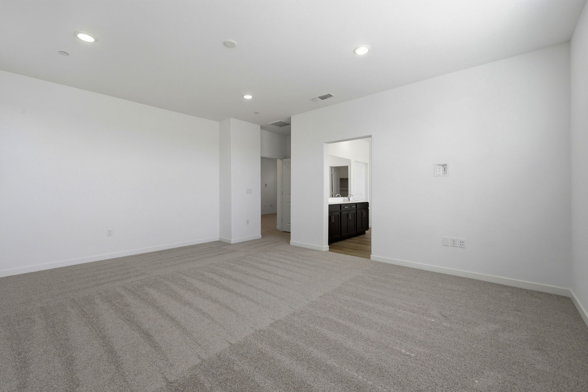 A large empty room.