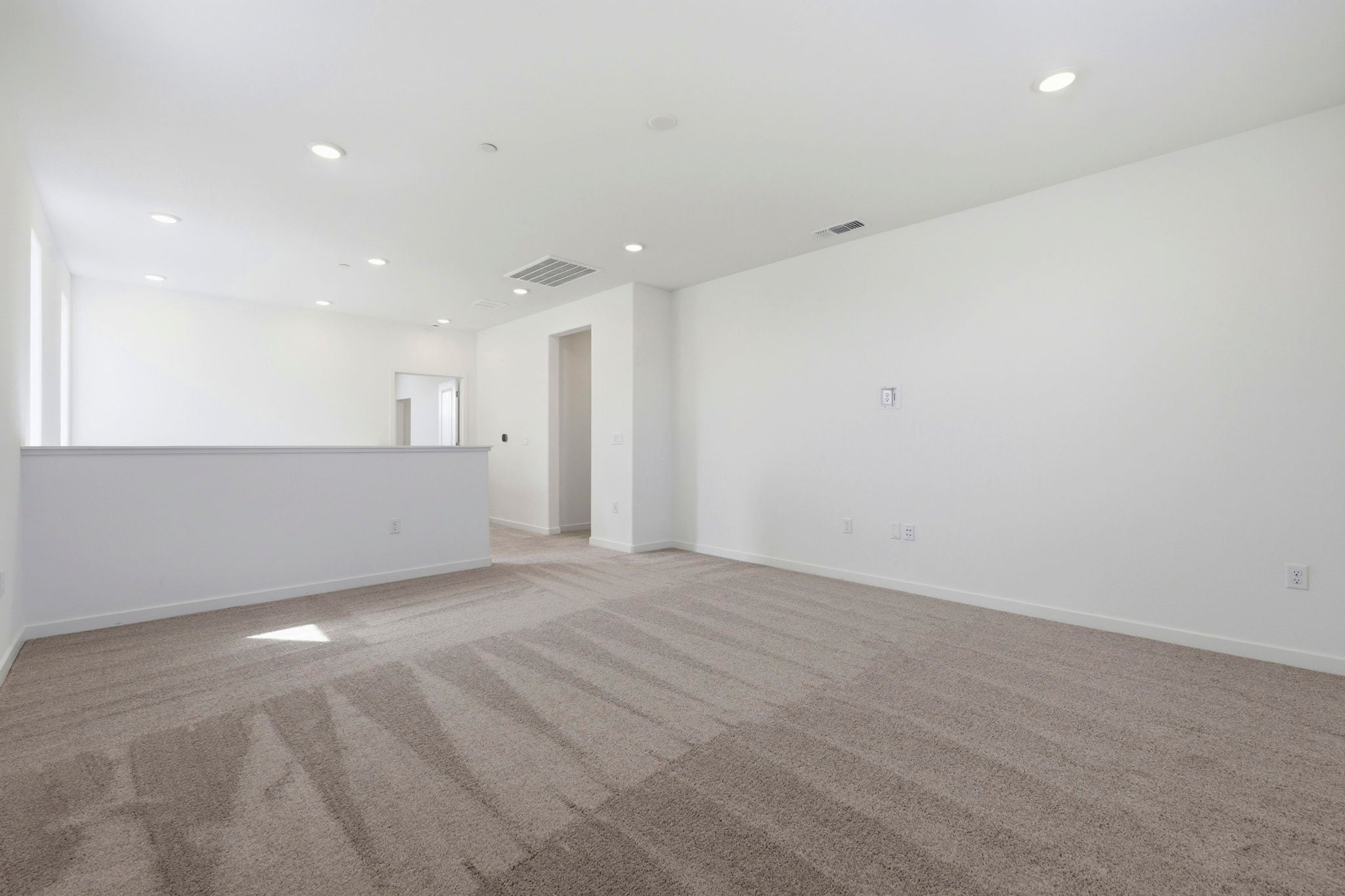 A large empty room.