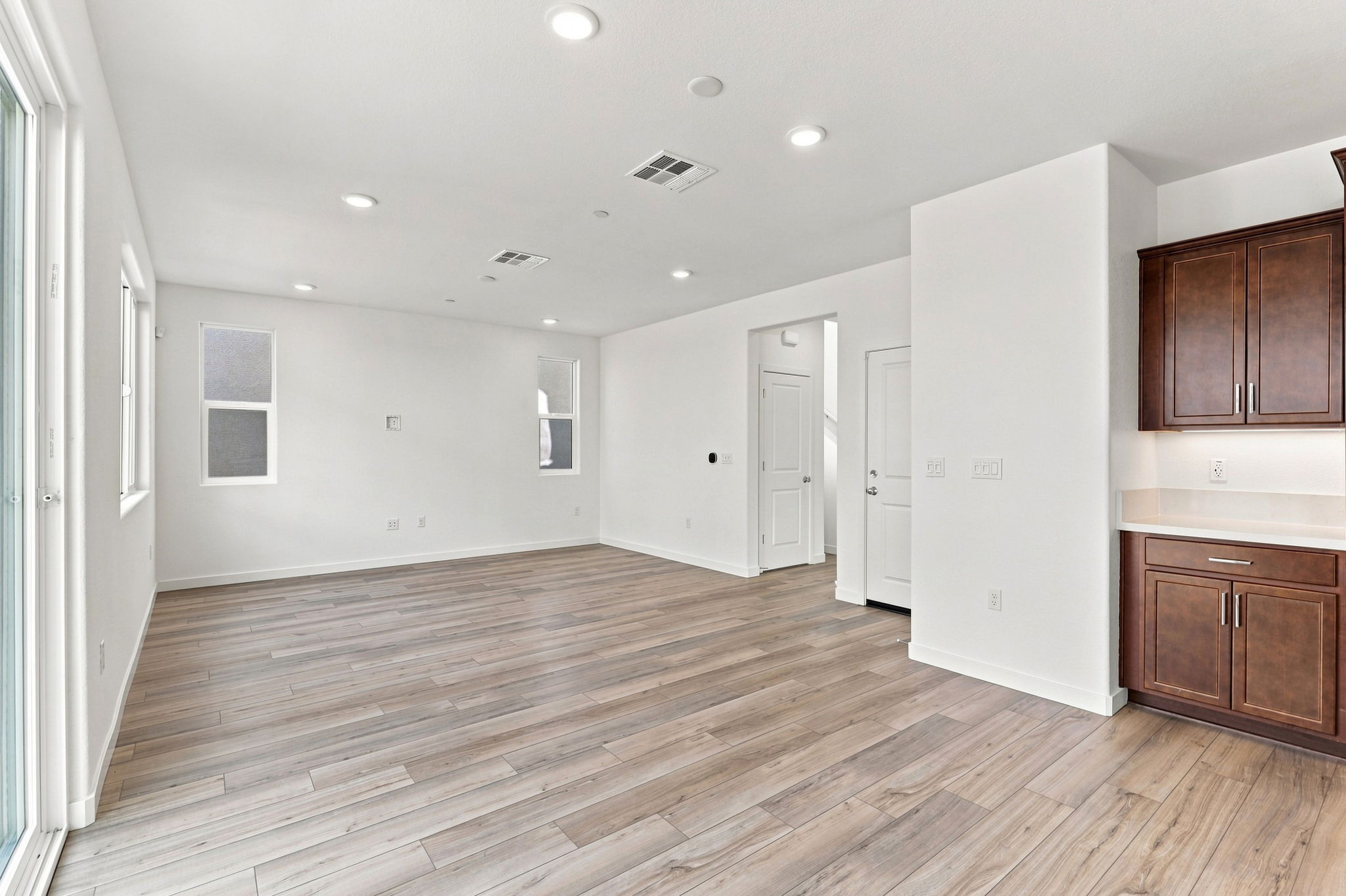 A large empty room.
