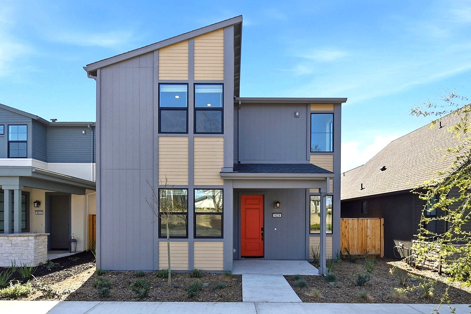 Rietveld Schröder House with a garage.