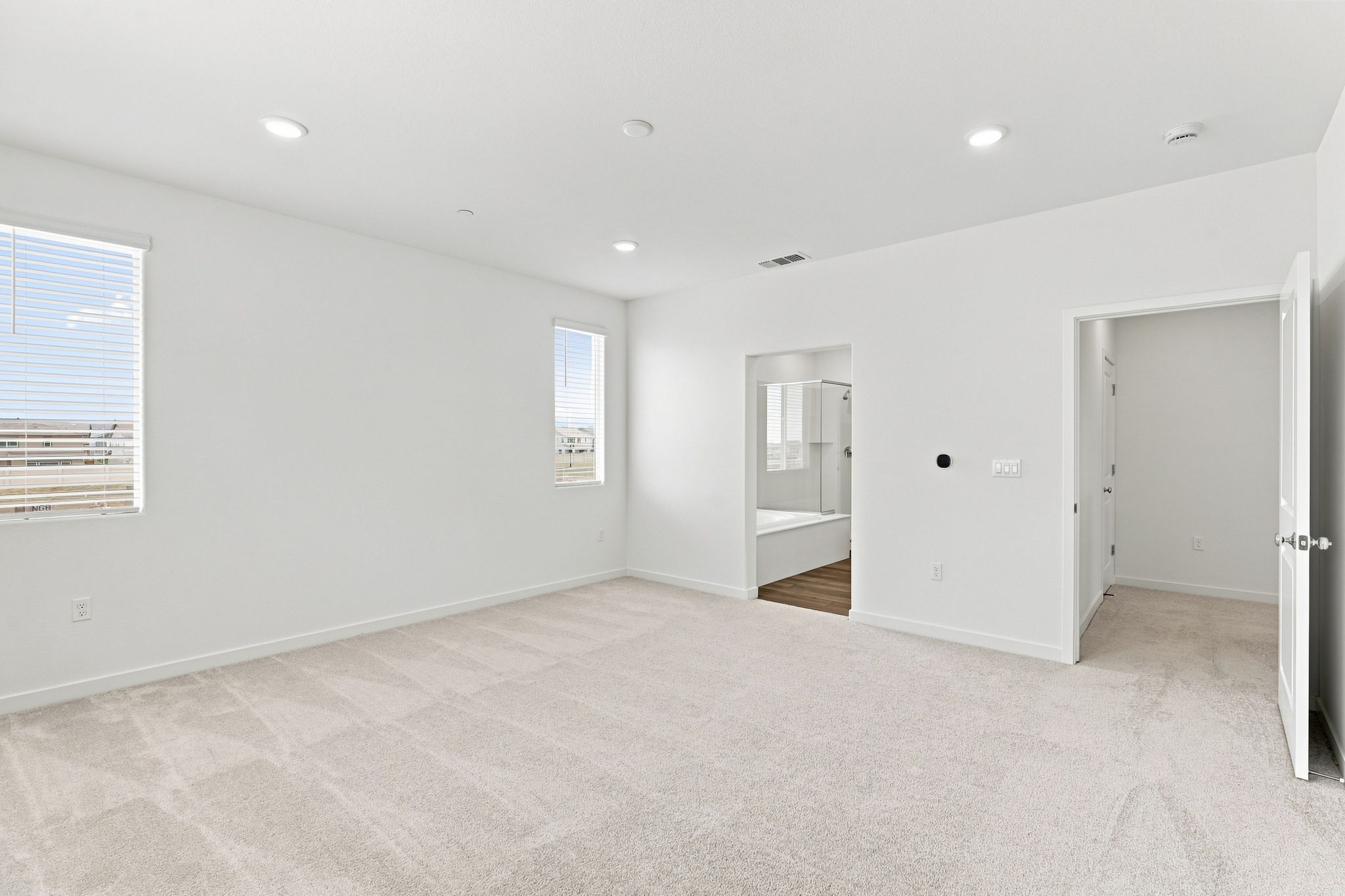 A large empty room.