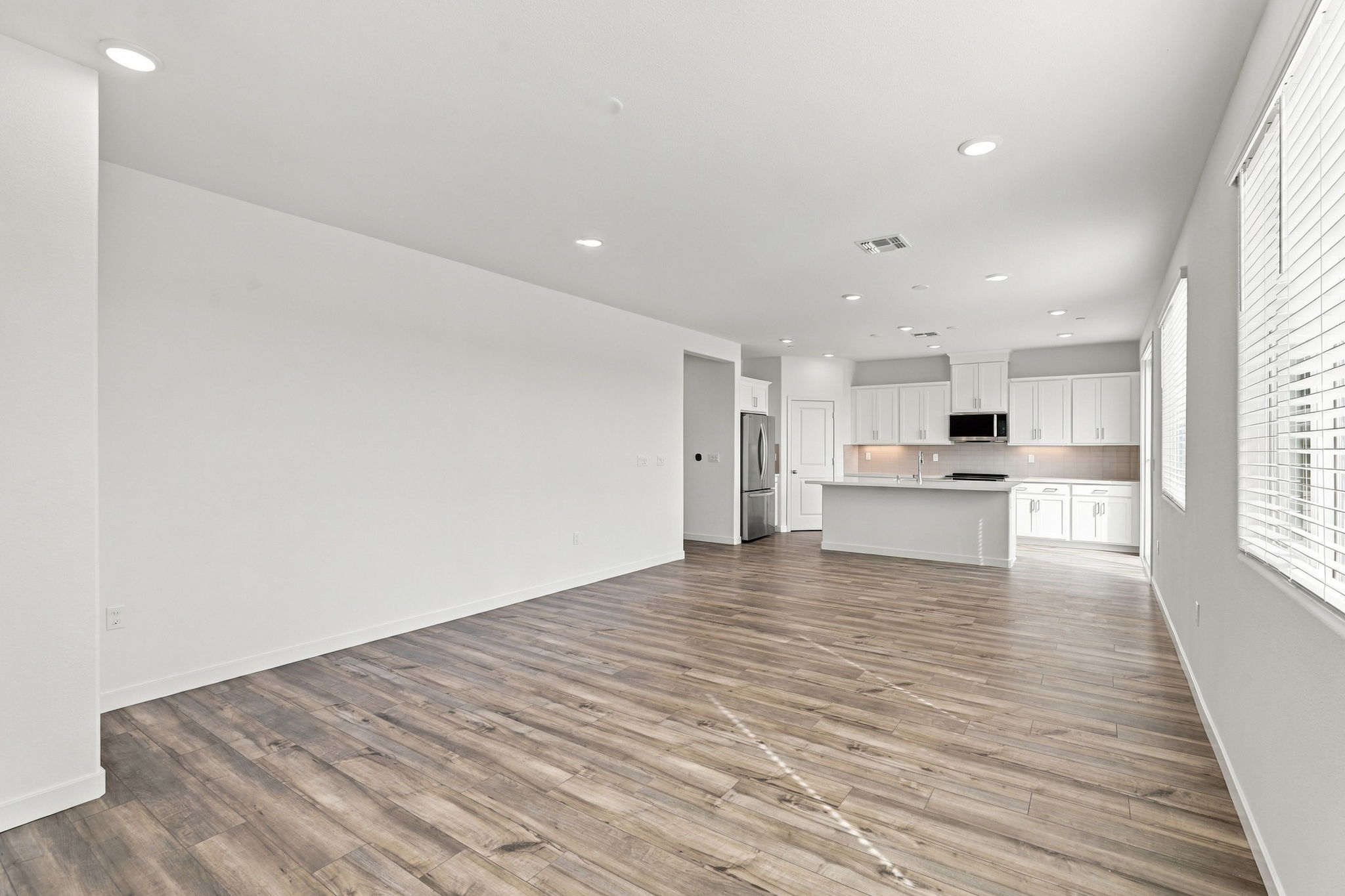 A large empty room.