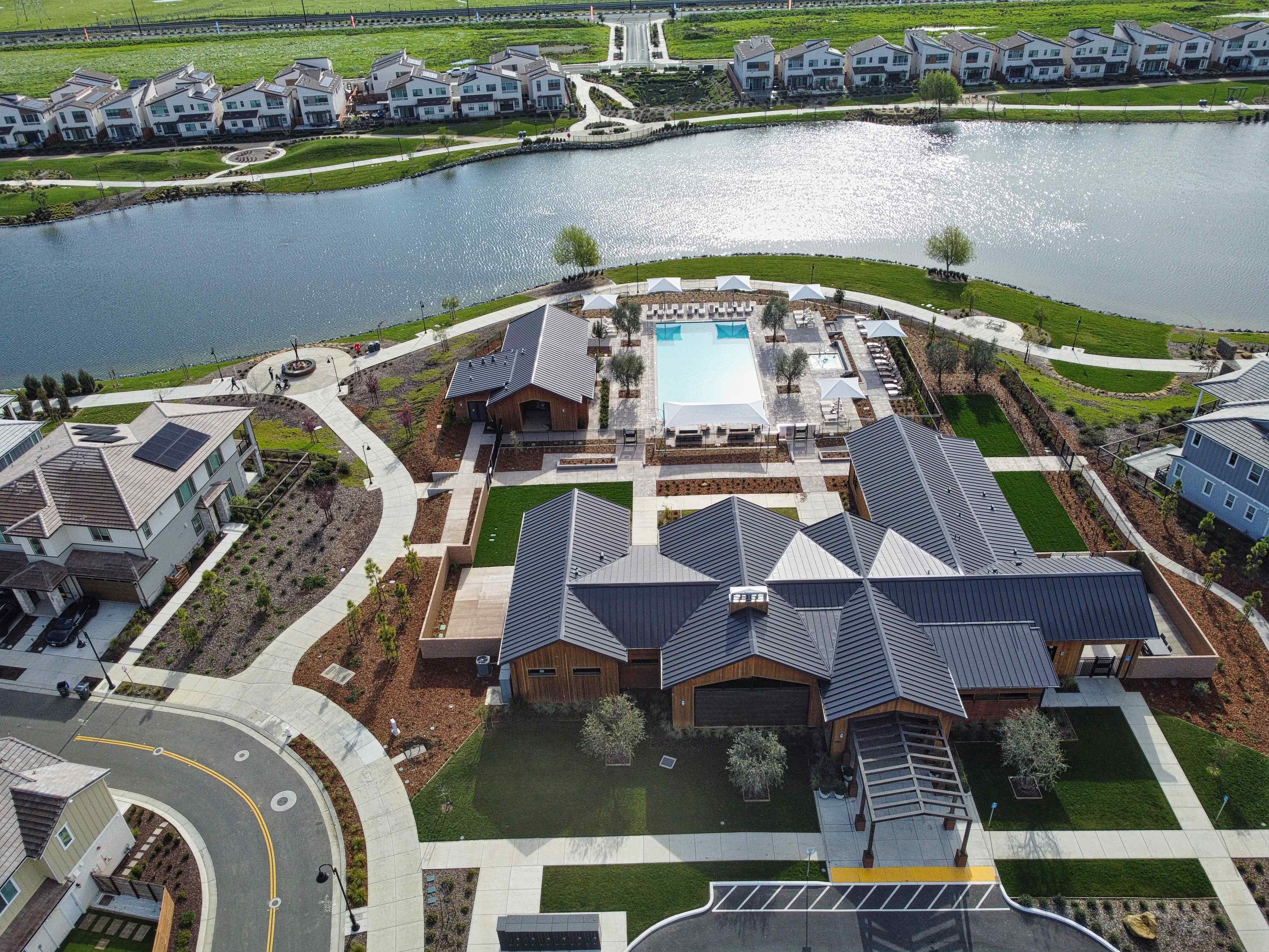 A high angle view of a building.