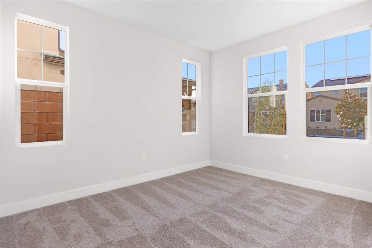 A room with windows.