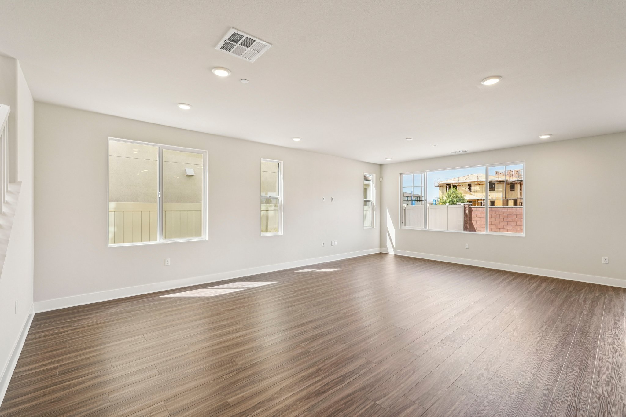 A large empty room.