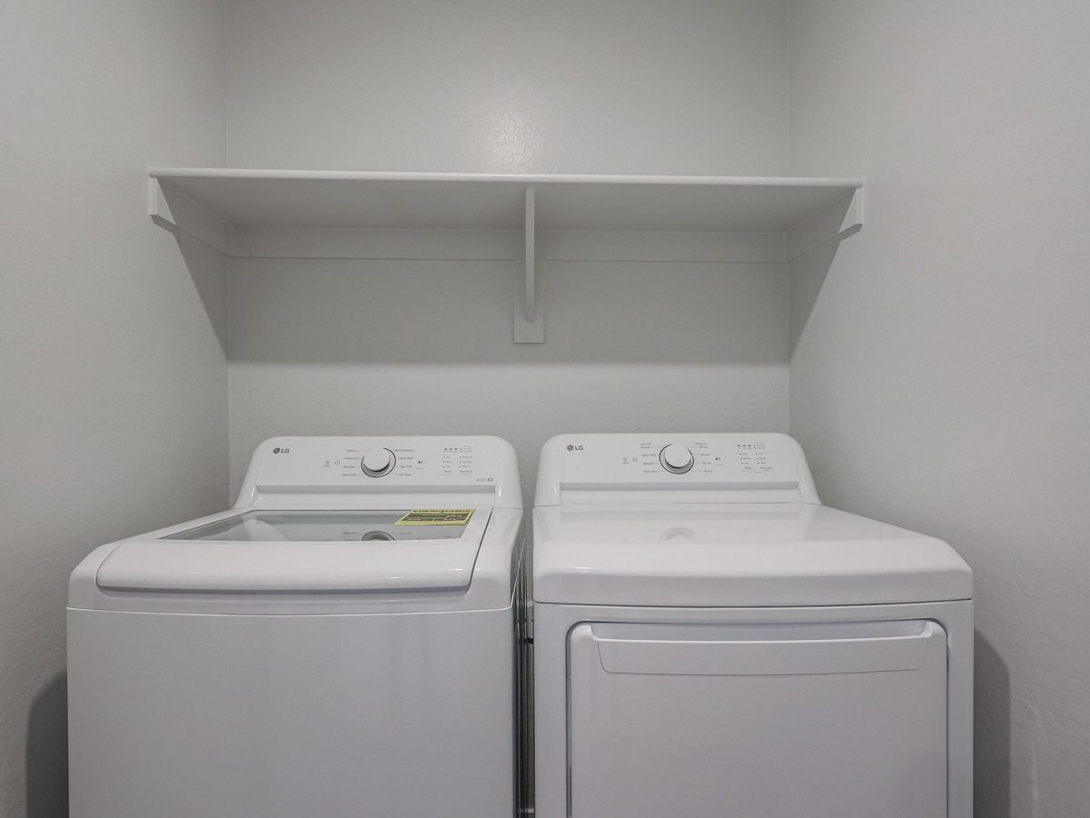 A white washing machine.