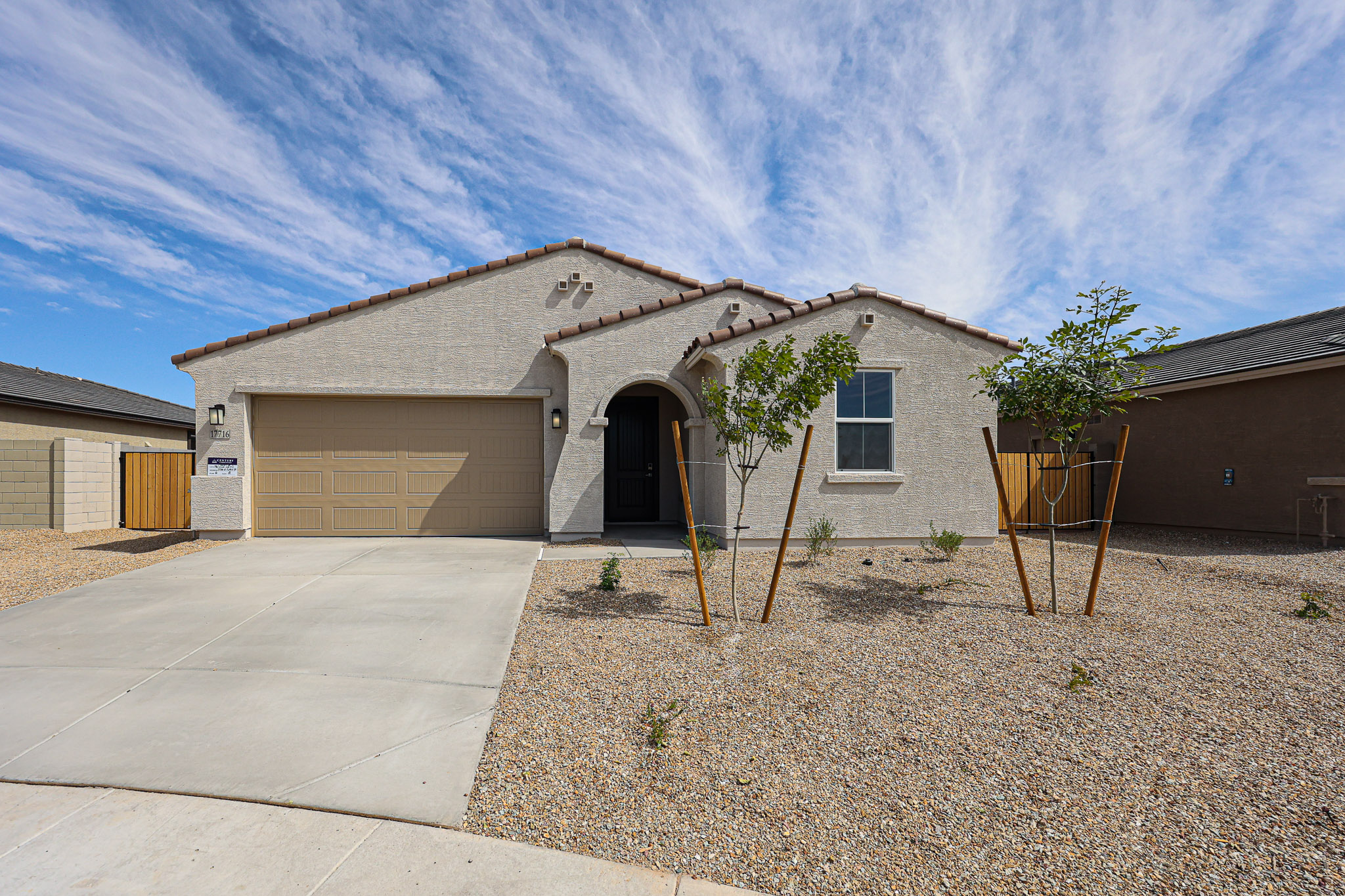 0146 17716 W. Fulton St