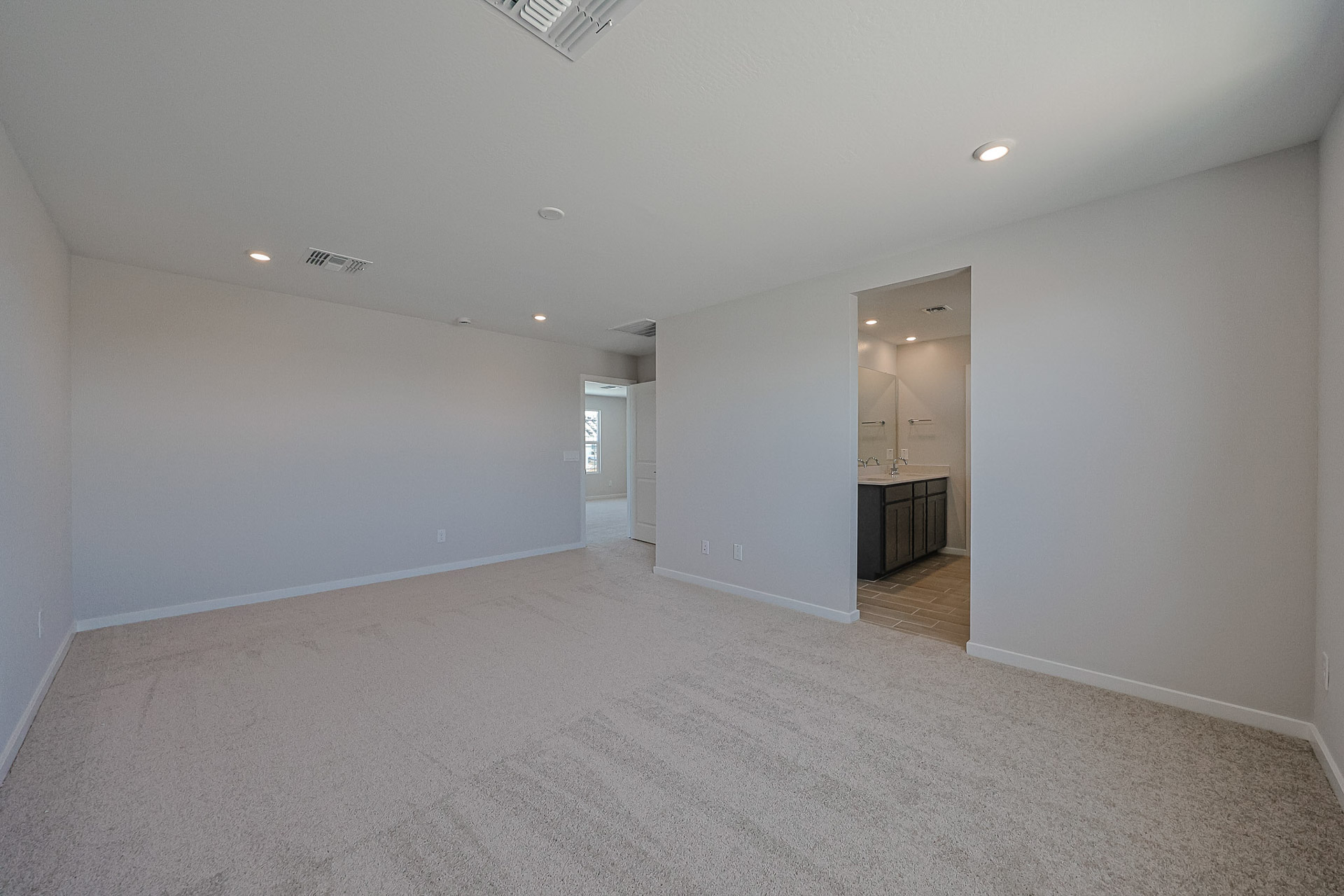A large empty room.