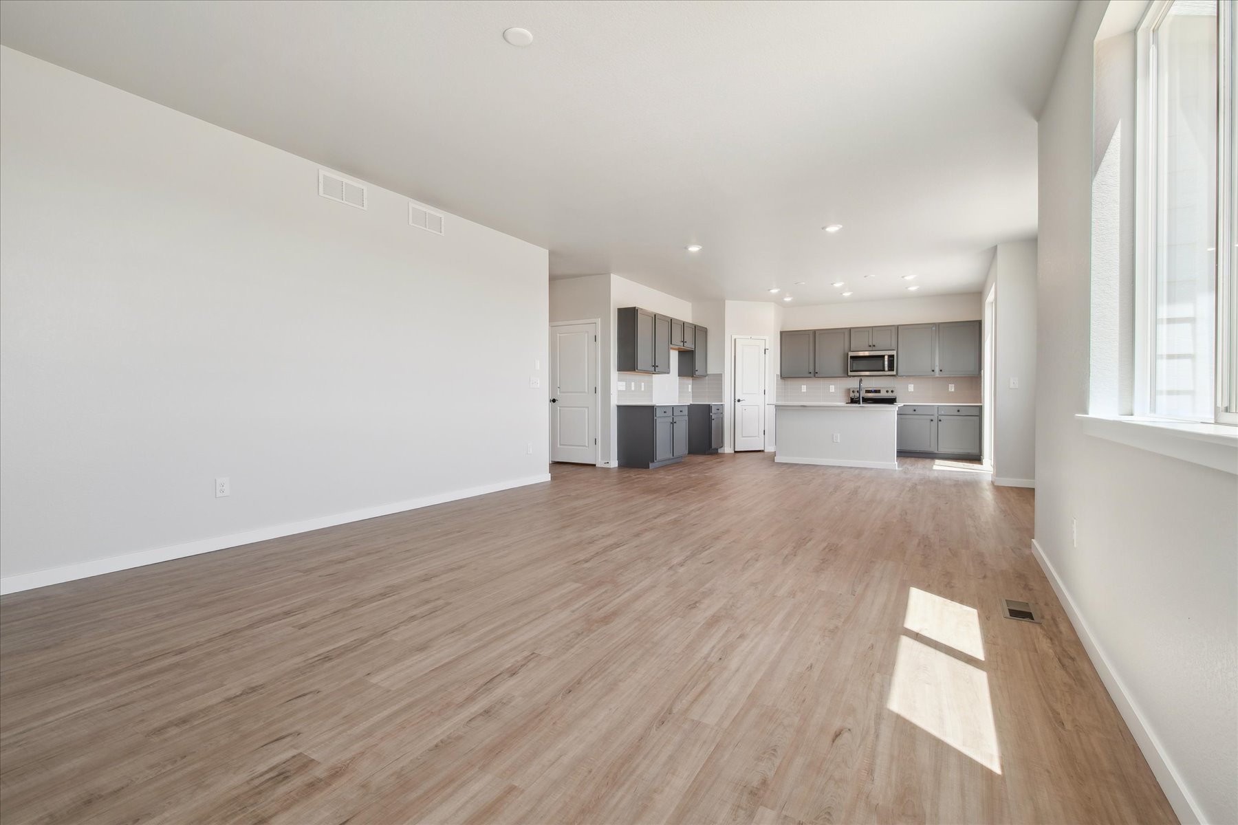 A large empty room.