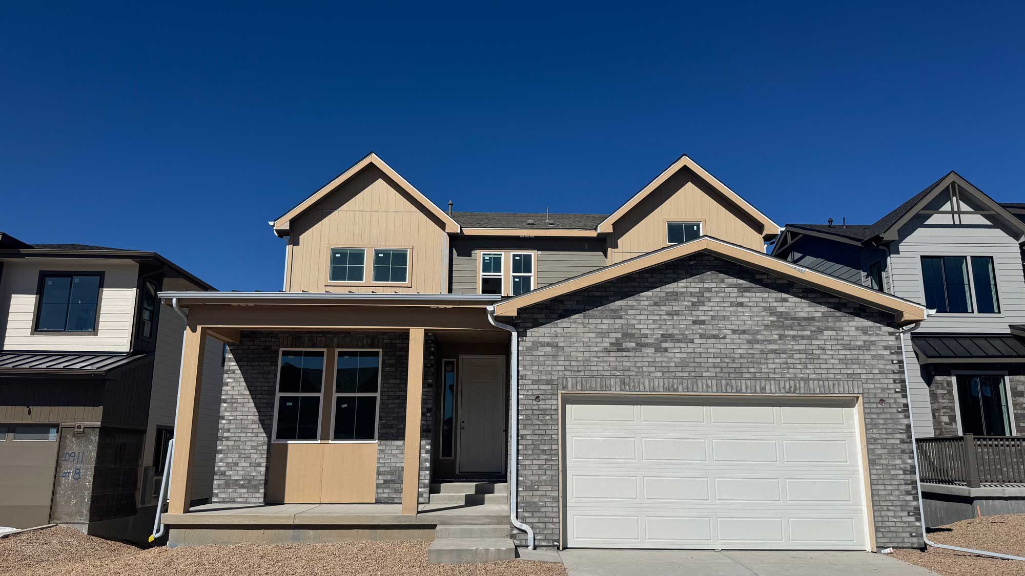 A house with garages and a garage.