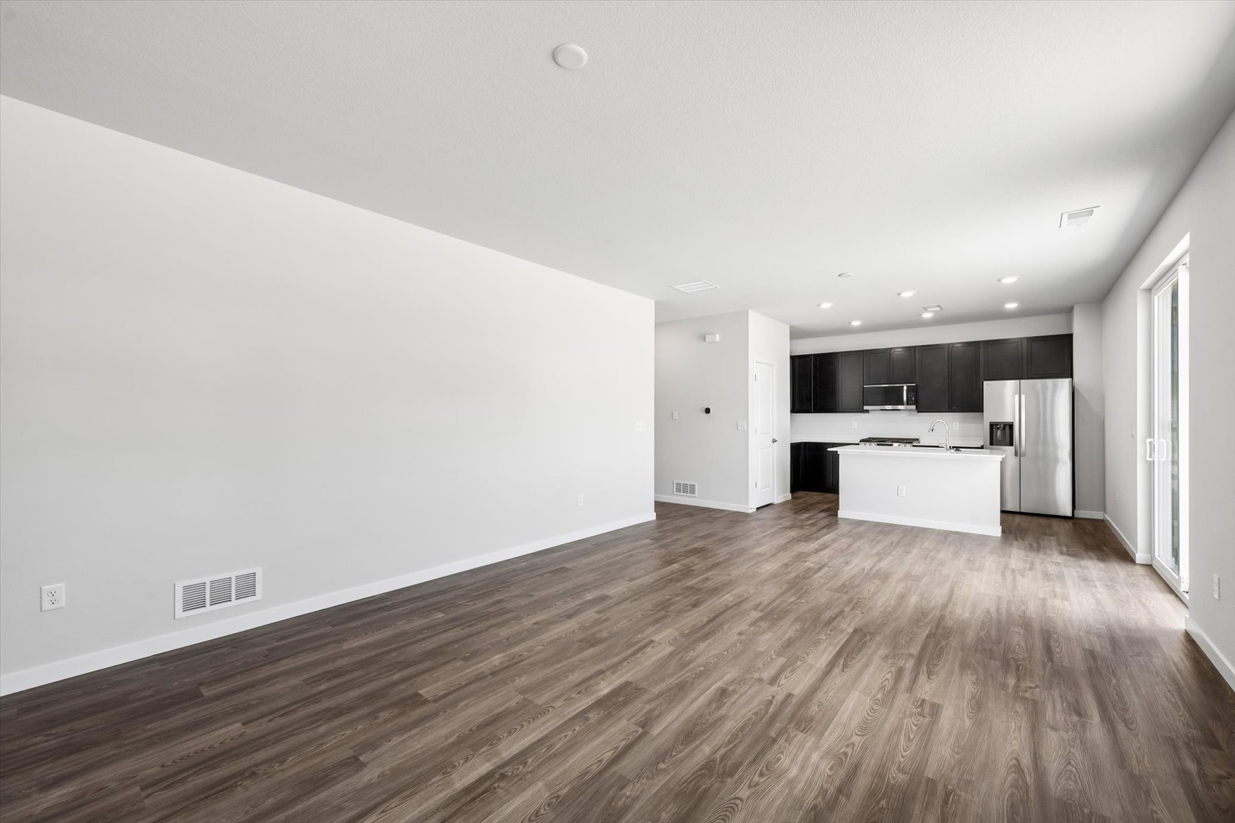 A large empty room.