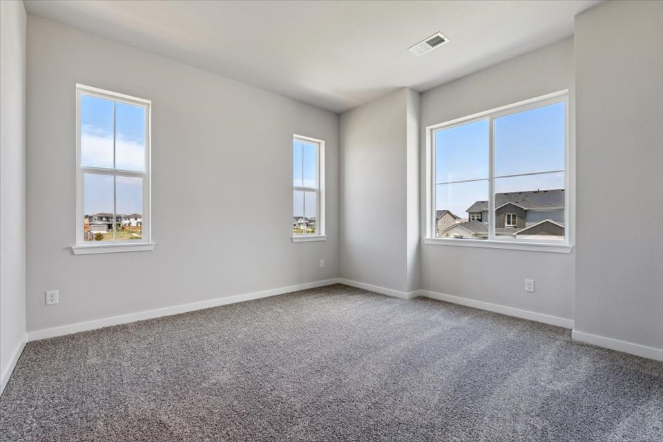 A room with windows.