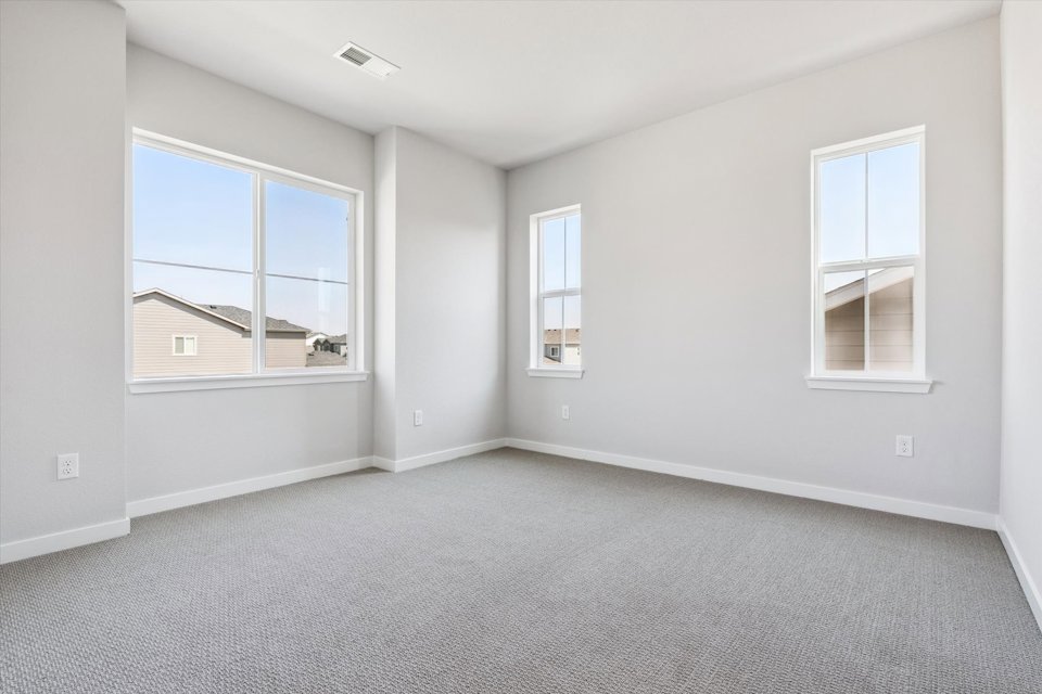 A room with windows.
