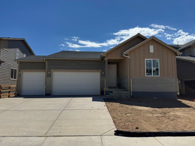 A house with garages.