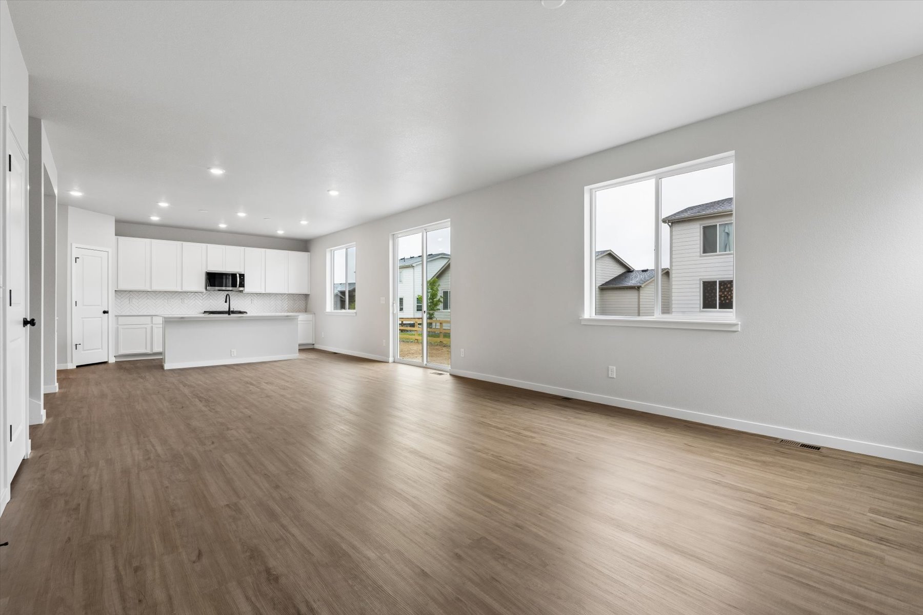 A large empty room.
