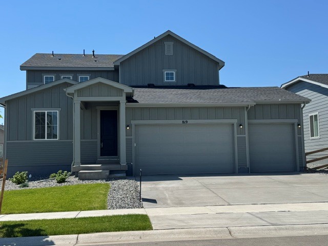 A house with garages.