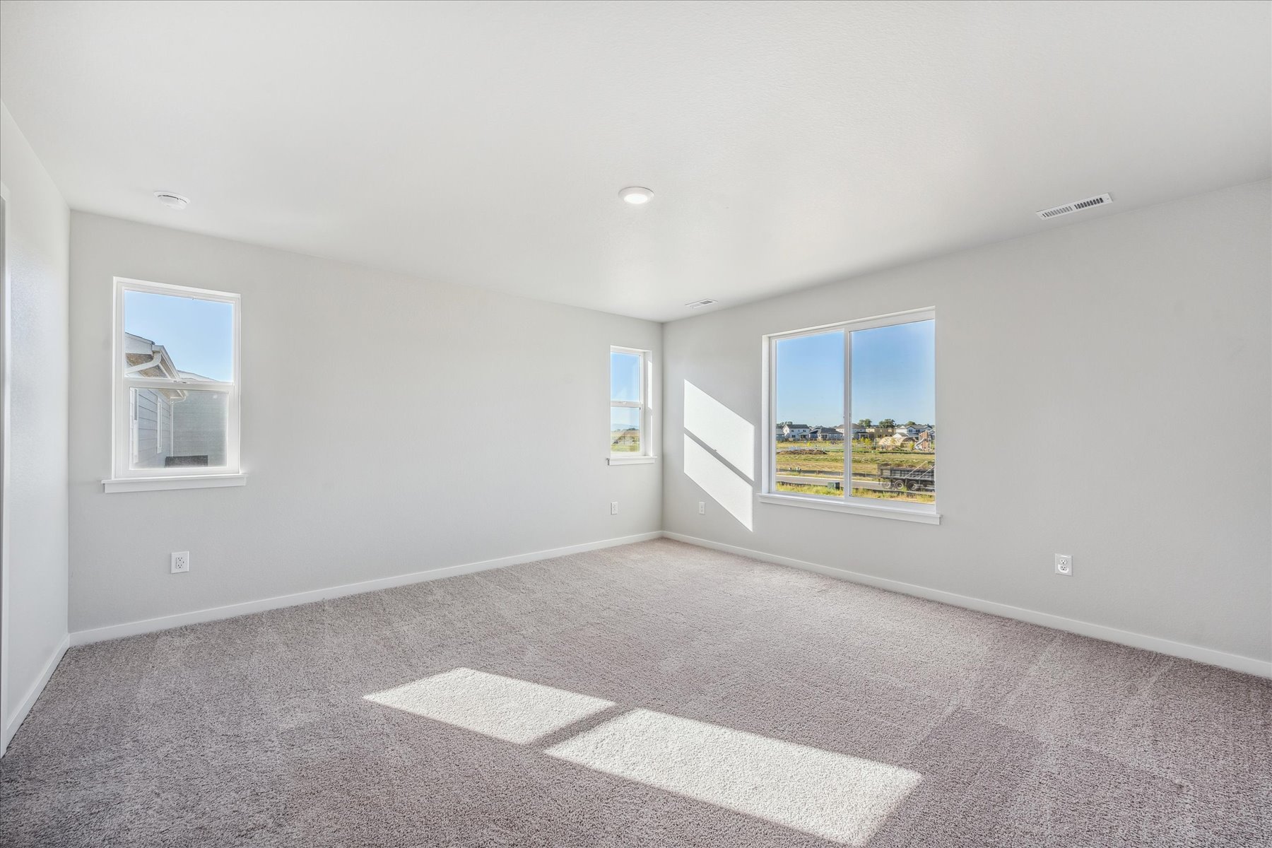 A room with windows.