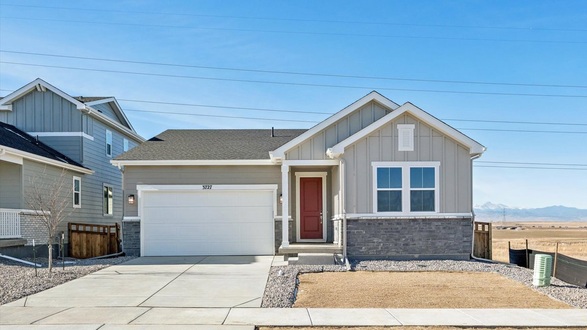 A house with garages.