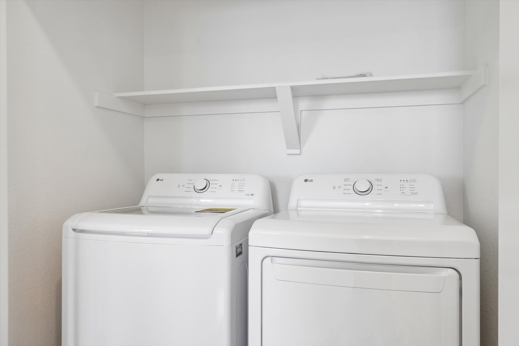 A white washing machine.