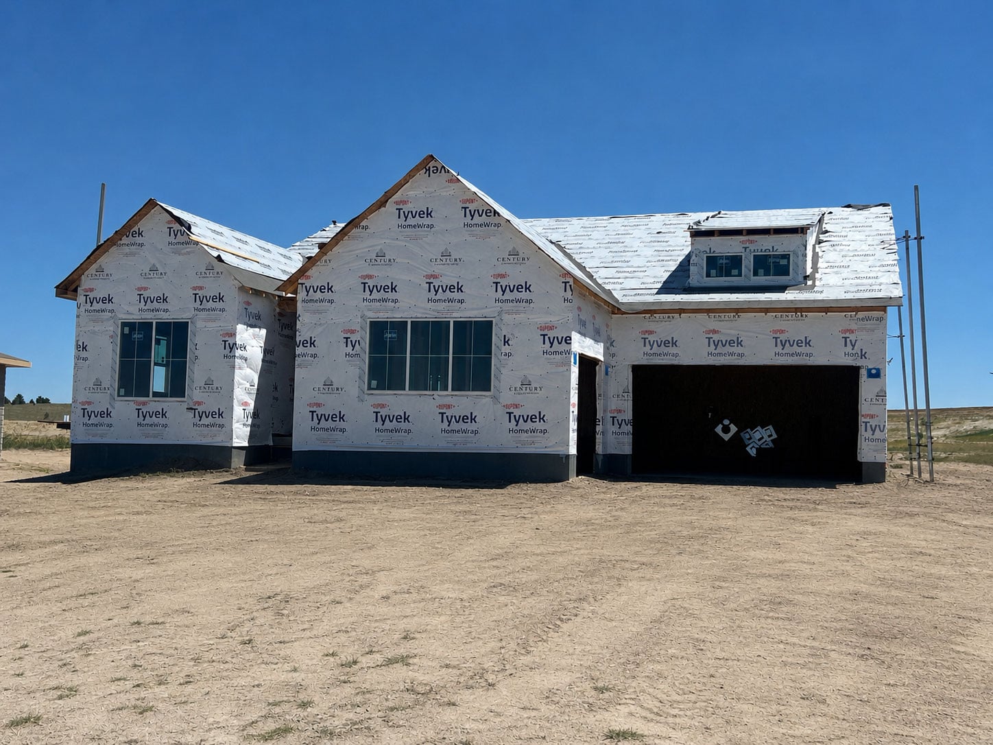 Robert Frost Farm with a garage.