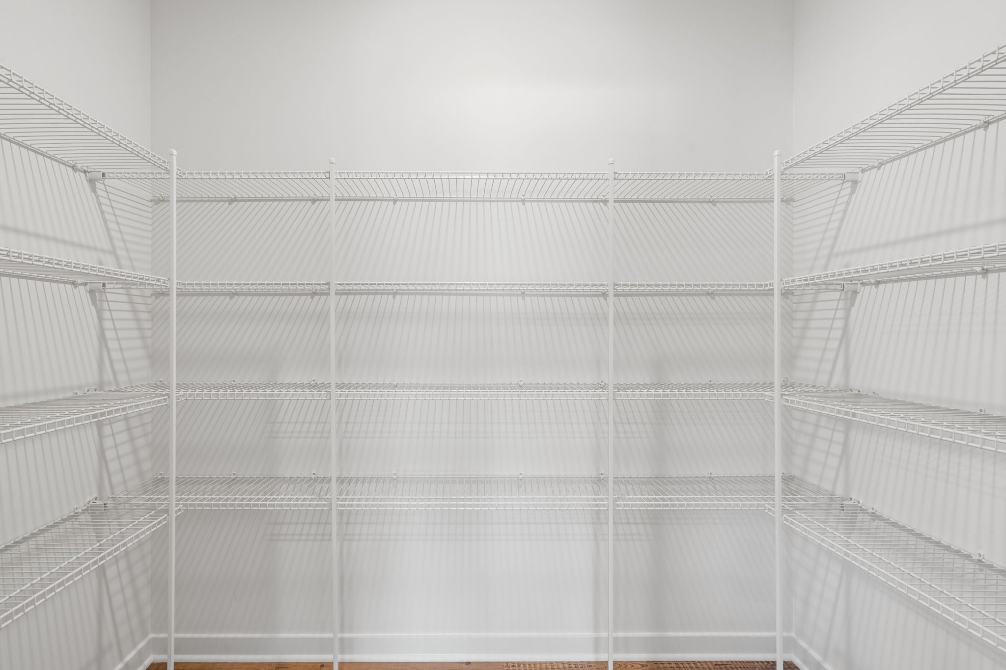 A white wall with a white wall.