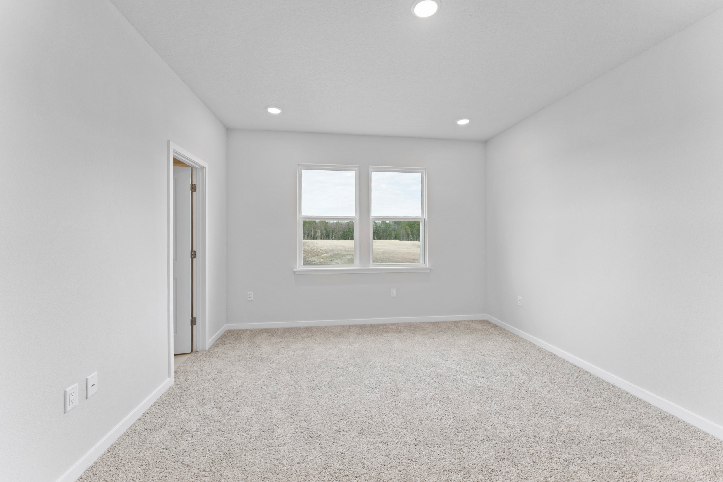 Lot 141 Primary with Dual Windows at The Preserve at Camden Woods