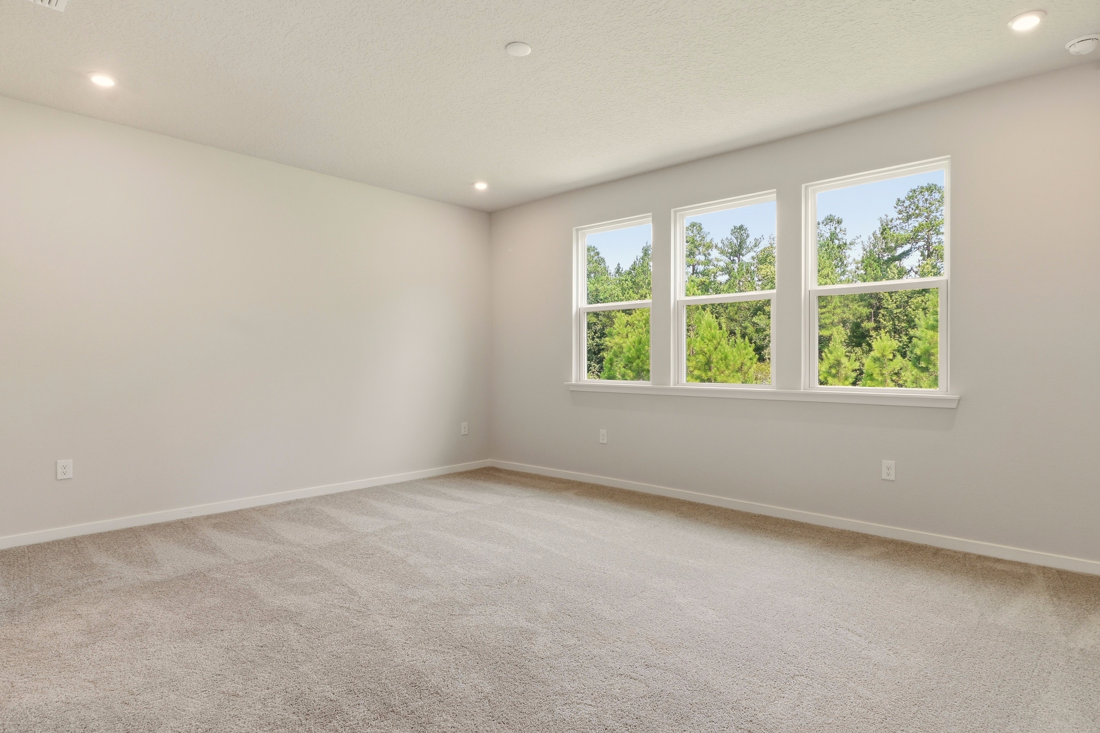 A room with windows.