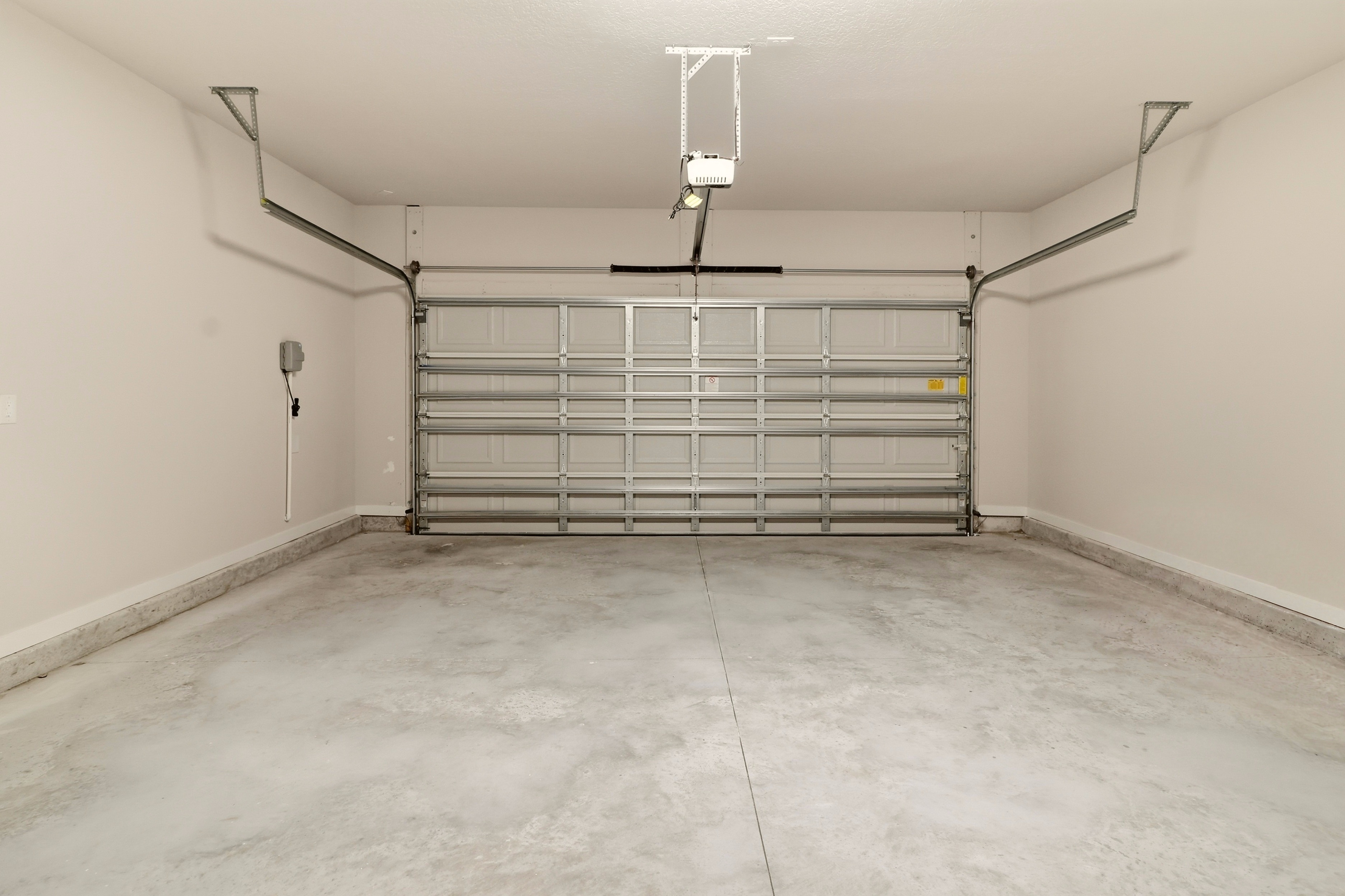A large empty room.