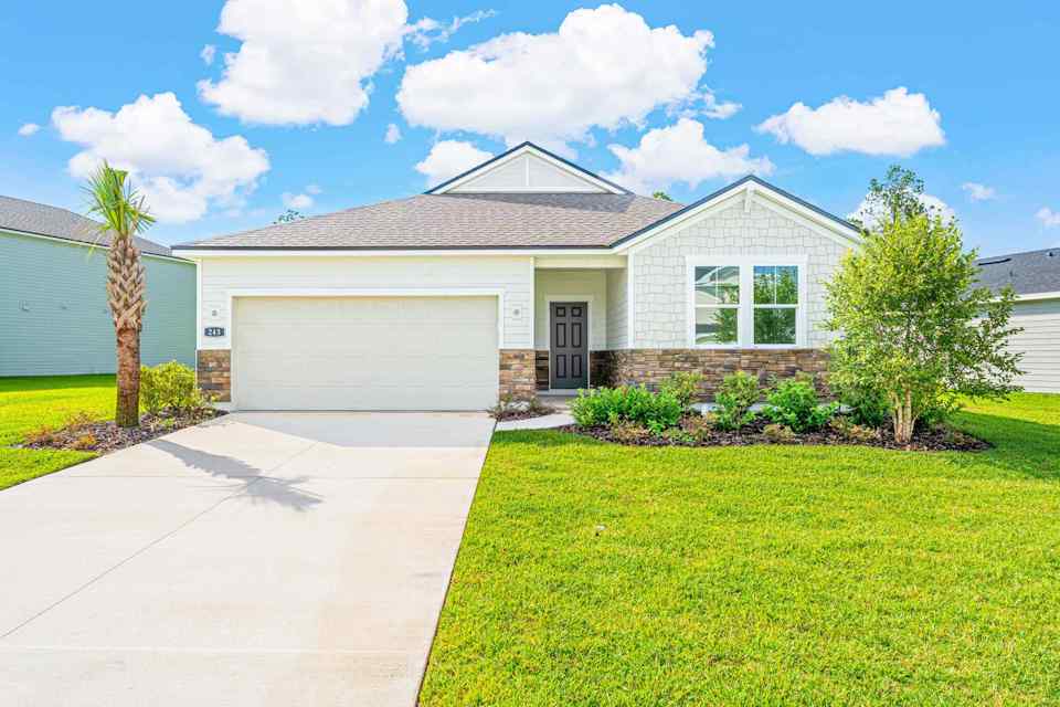 Charleston II Lot 123 Front Exterior at Seminole Palms in Palm Coast