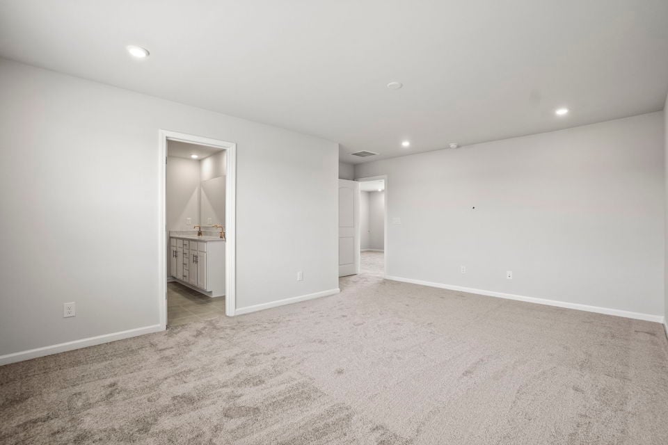 Caldwell Primary Suite