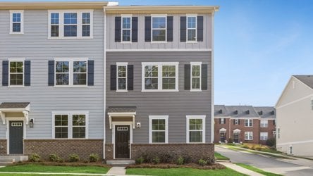 Stratford at Vermillion in Huntersville, NC