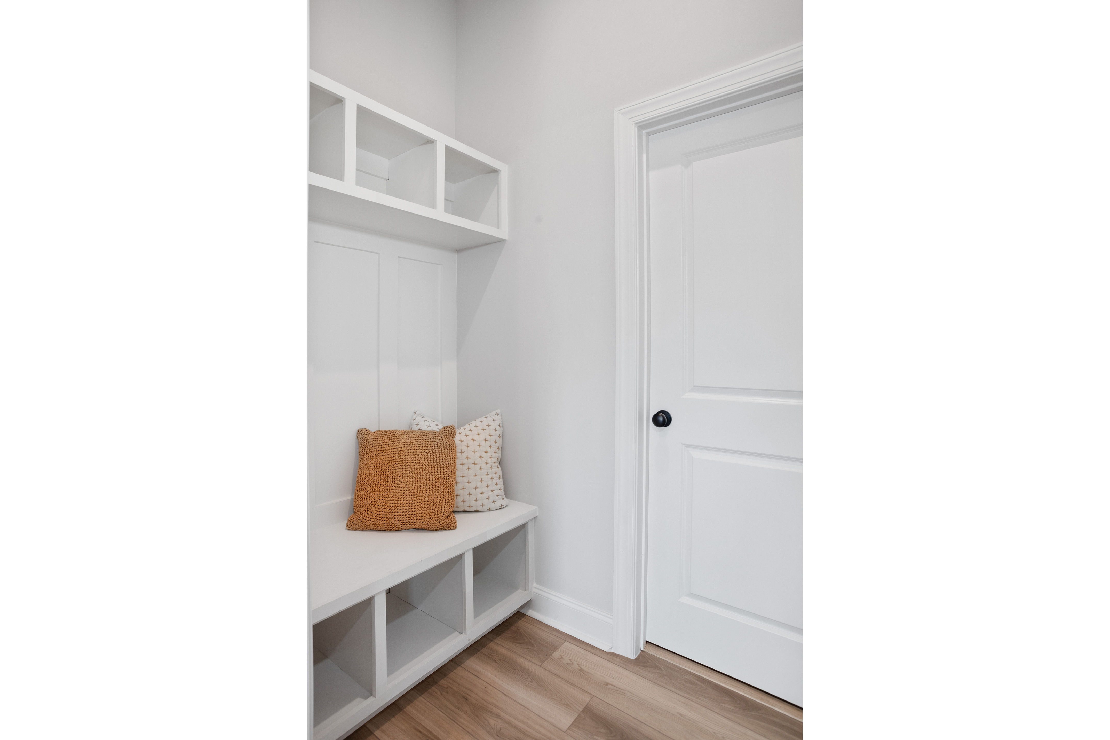 024 duchess_mud room