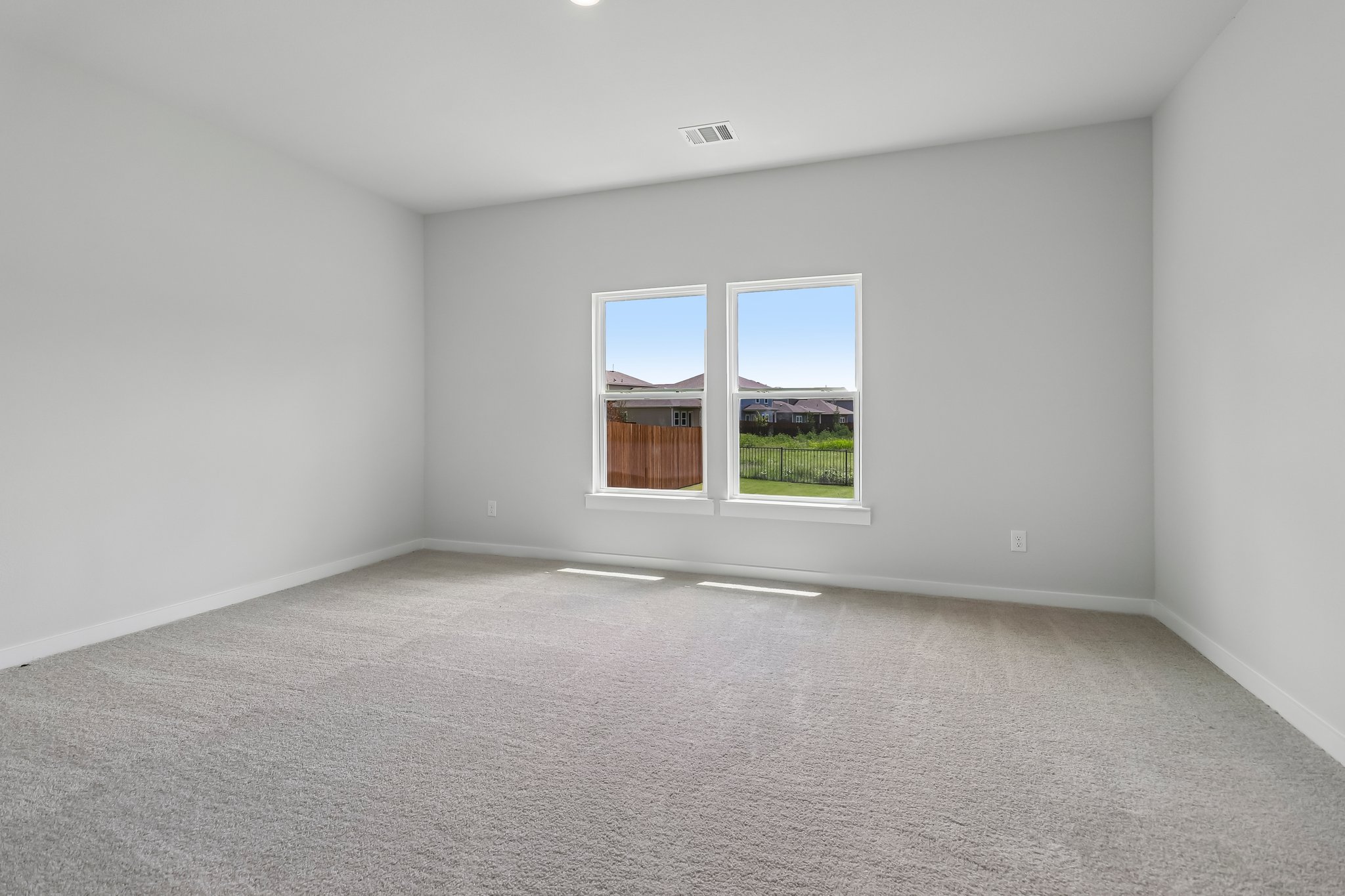 A room with windows.