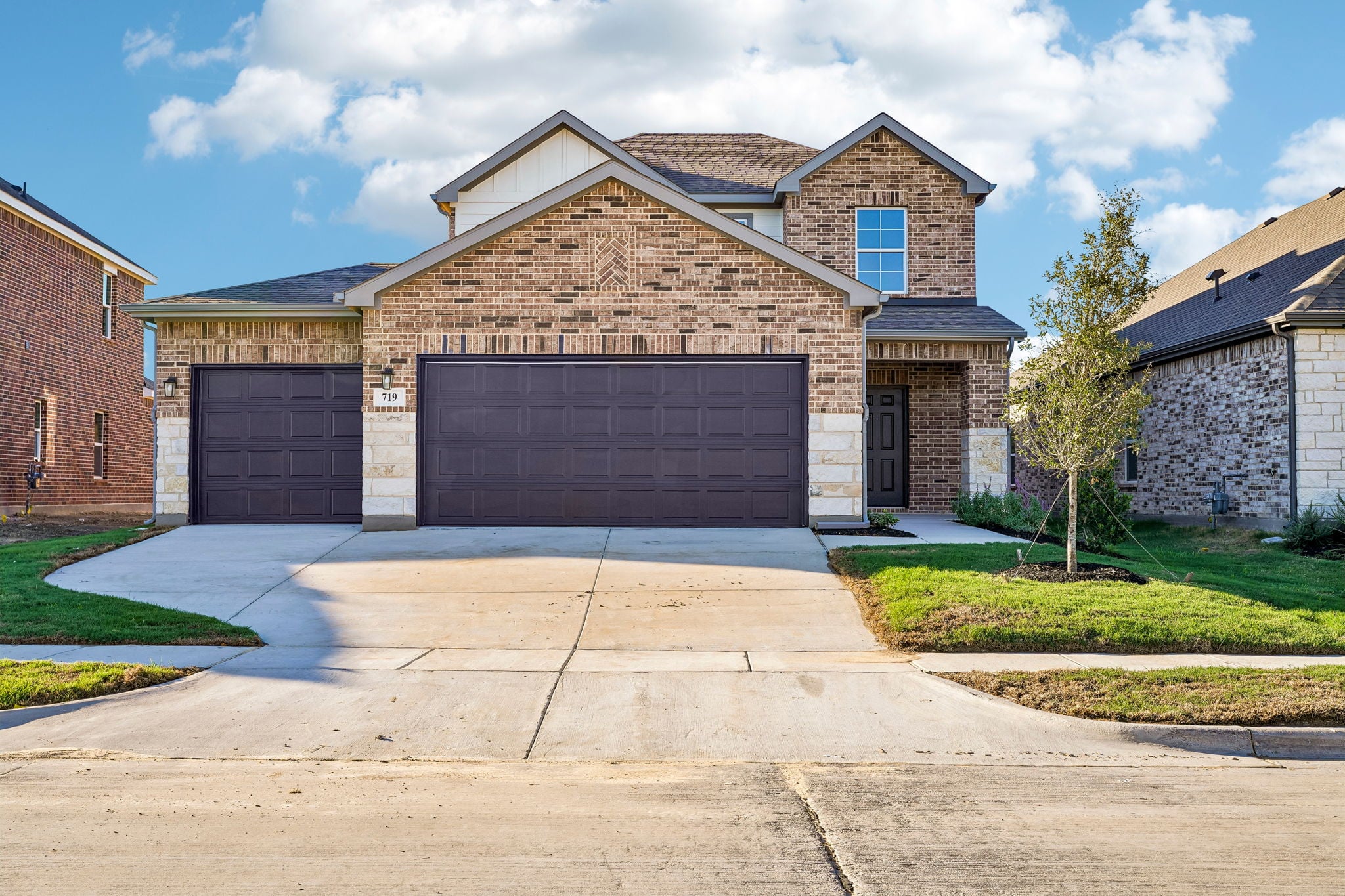 Hampton at 719 CARSON DRIVE, Forney, Texas