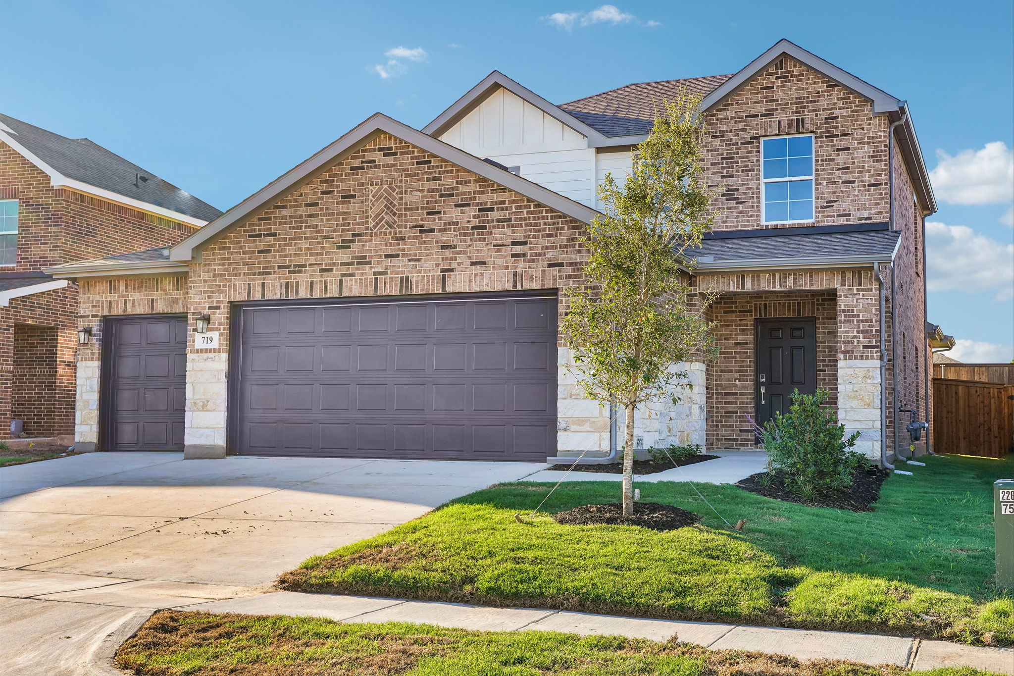 Hampton at 719 CARSON DRIVE, Forney, Texas: photo 2