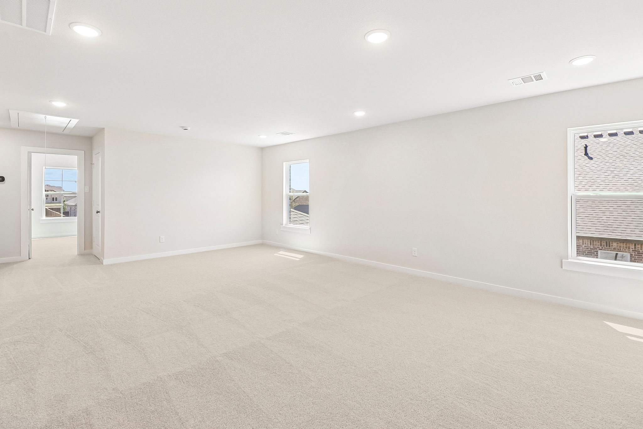 A large empty room.