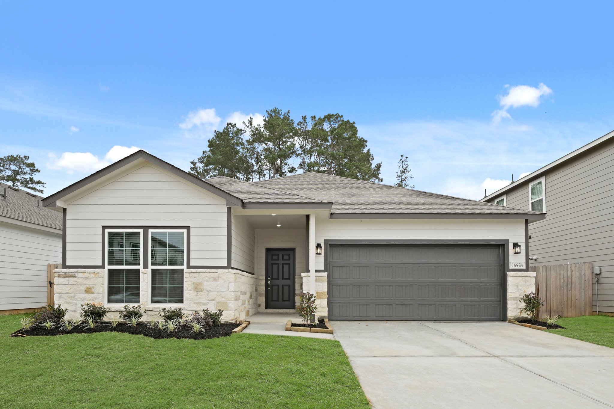 050403 16976 Hazelnut Drive