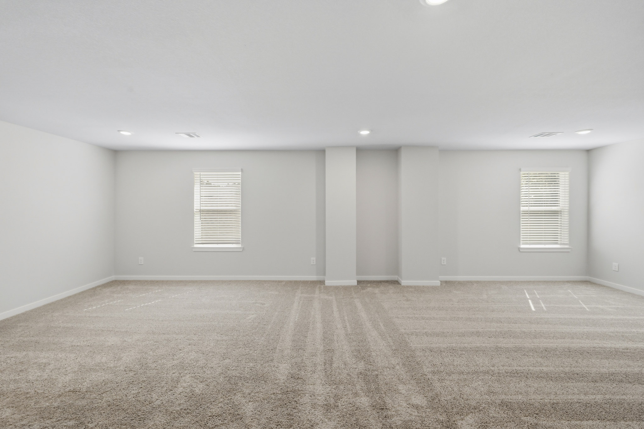 A large empty room.