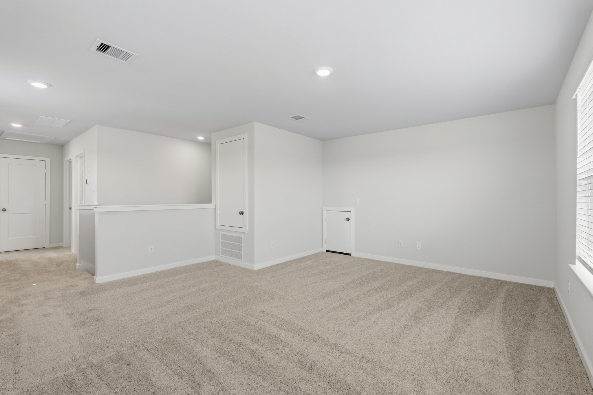 A large empty room.