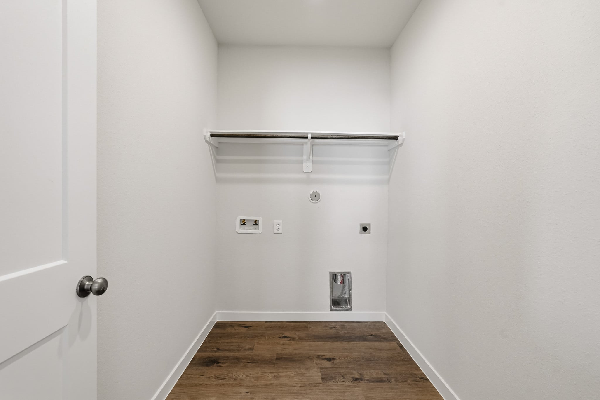 A room with white walls.