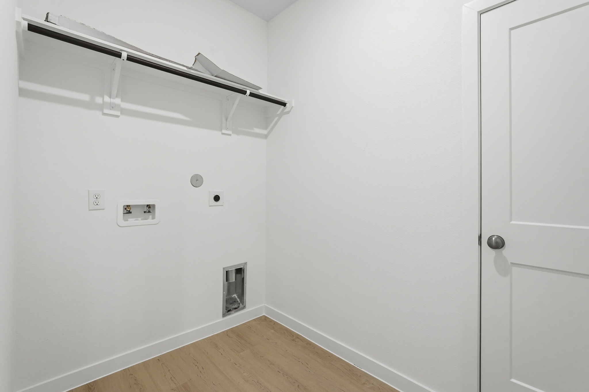 A white room with white walls.