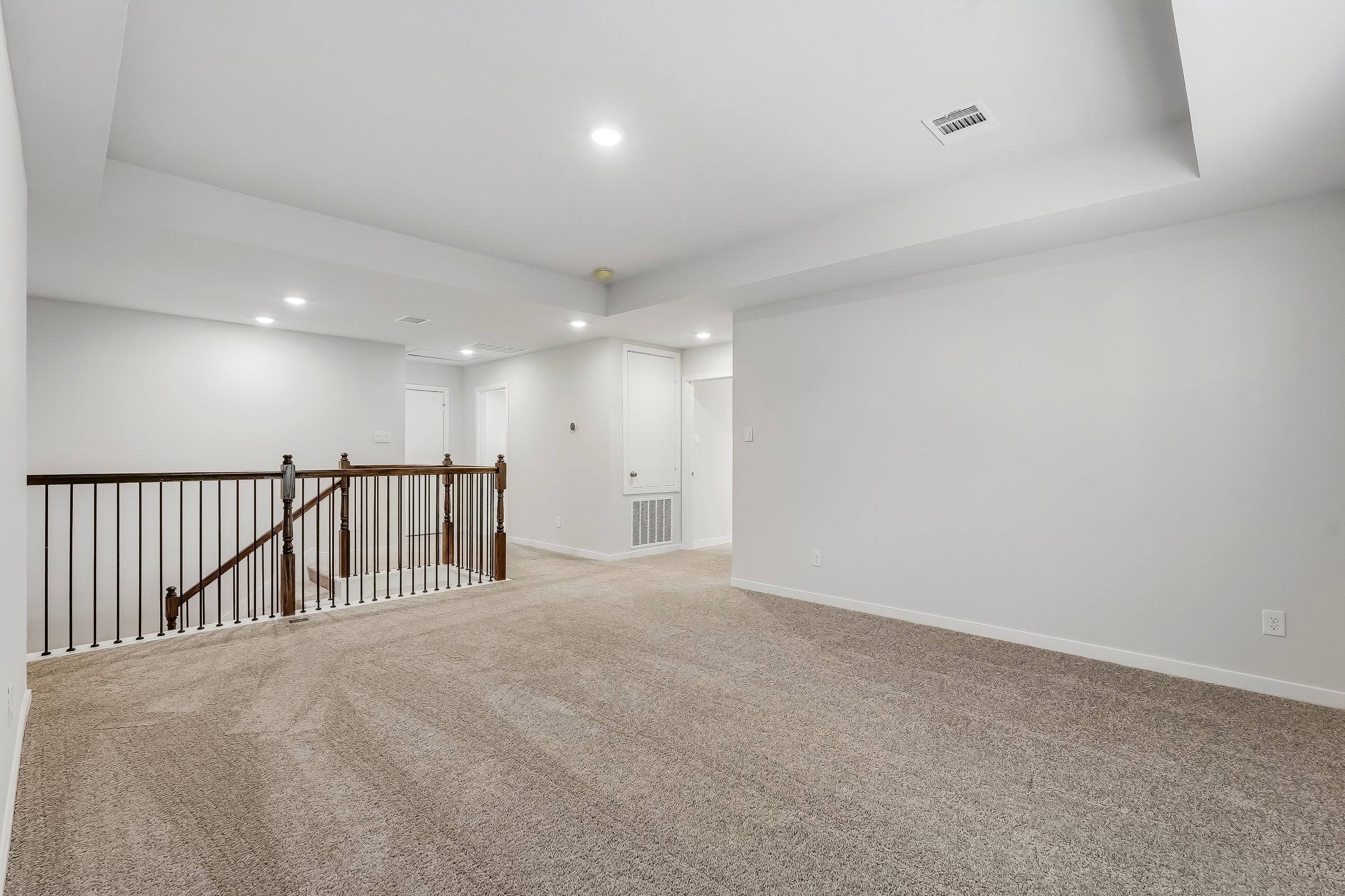 A large empty room.